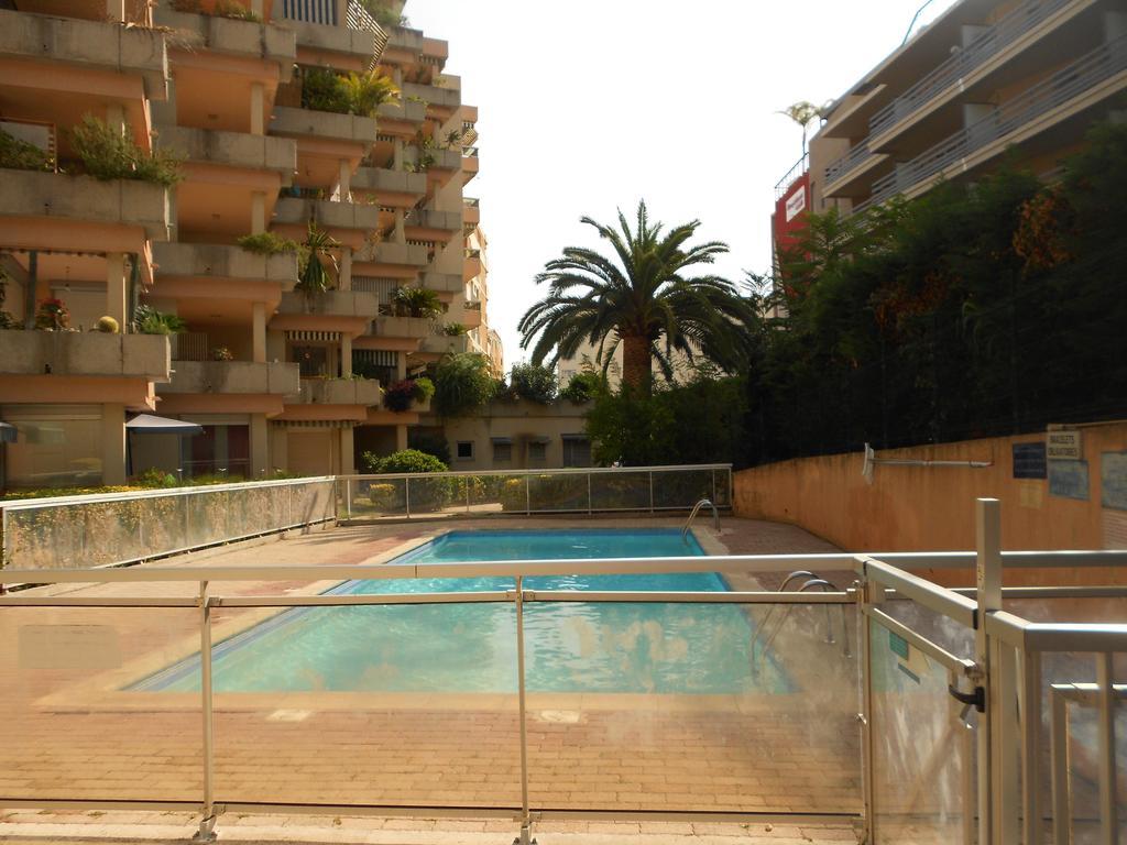 Apartment Au Jardin Du Cap Martin